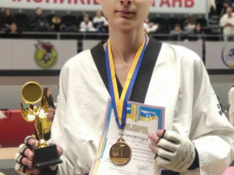 Вітаємо студента УкрДУЗТ Ярослава Дрофу, з перемогою у Відкритому Чемпіонаті Дніпропетровської області з тхеквондо!