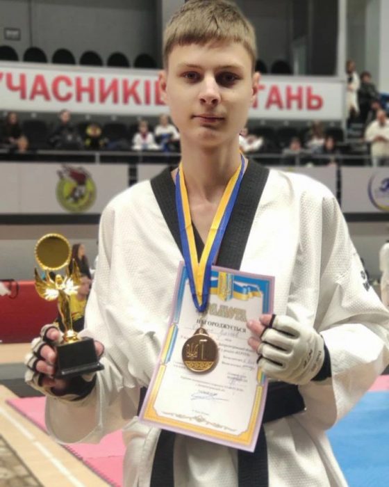 Вітаємо студента УкрДУЗТ Ярослава Дрофу, з перемогою у Відкритому Чемпіонаті Дніпропетровської області з тхеквондо!
