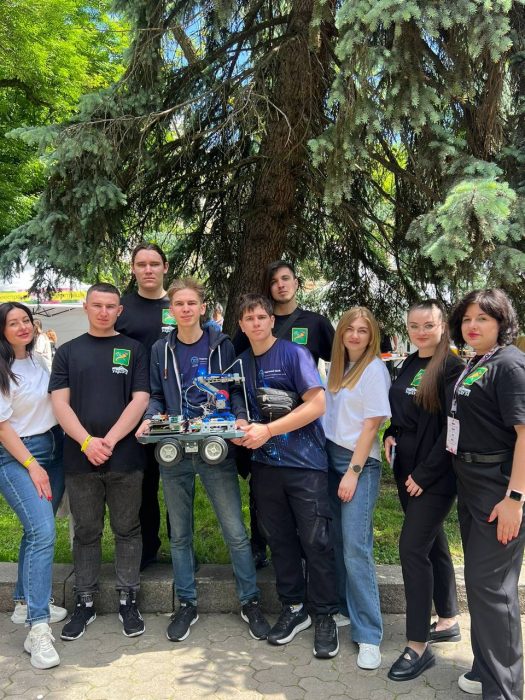 Команда УкрДУЗТ на інженерних  змаганнях OL Science & Tech Fest!