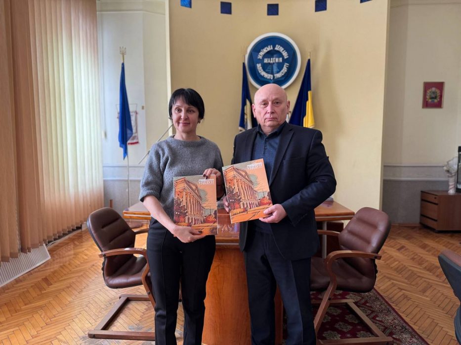 УкрДУЗТ та Роганська селищна військова адміністрація підписали договір про співпрацю: профорієнтаційний захід для дітей громади!