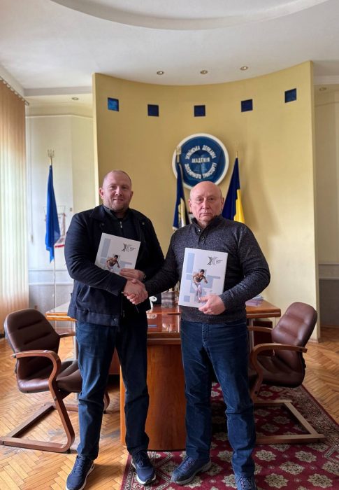 УкрДУЗТ розширює можливості для молоді: підписано договір про співпрацю з Департаментом у справах сім’ї, молоді та спорту!