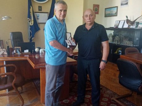 Професора Андрія Плугіна нагороджено нагрудним знаком «Відмінник освіти»